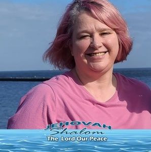 Meet your Posher, Angie